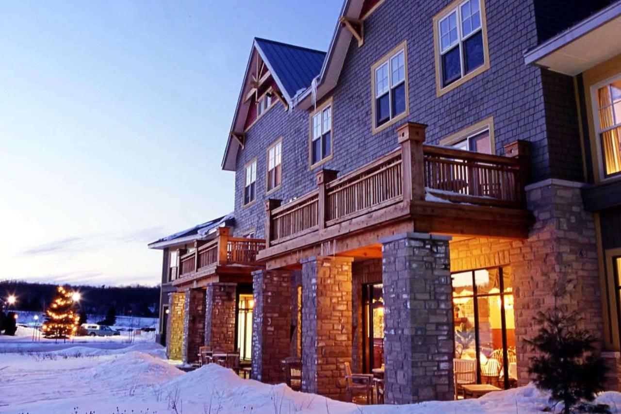 Calabogie Peaks Hotel, Ascend Hotel Member Exterior photo