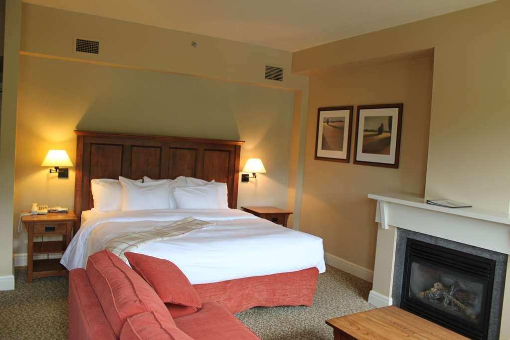 Calabogie Peaks Hotel, Ascend Hotel Member Room photo