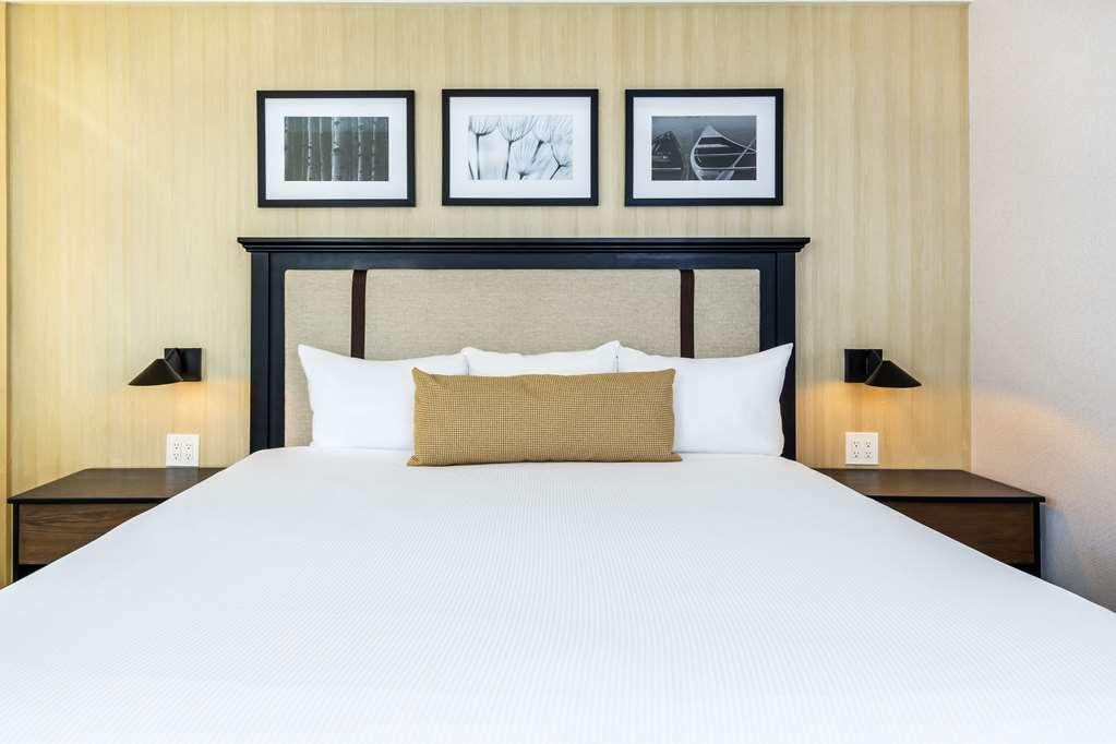 Calabogie Peaks Hotel, Ascend Hotel Member Room photo