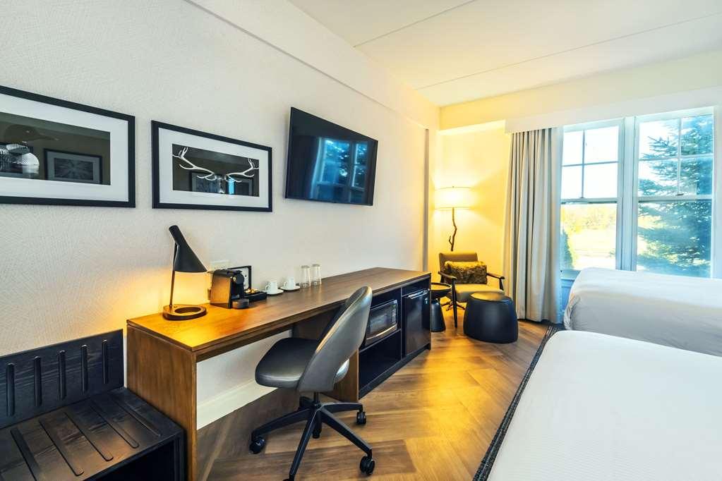 Calabogie Peaks Hotel, Ascend Hotel Member Room photo